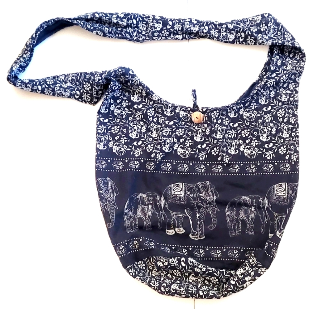 NWOT Black Elephant Print Crossbody Bag